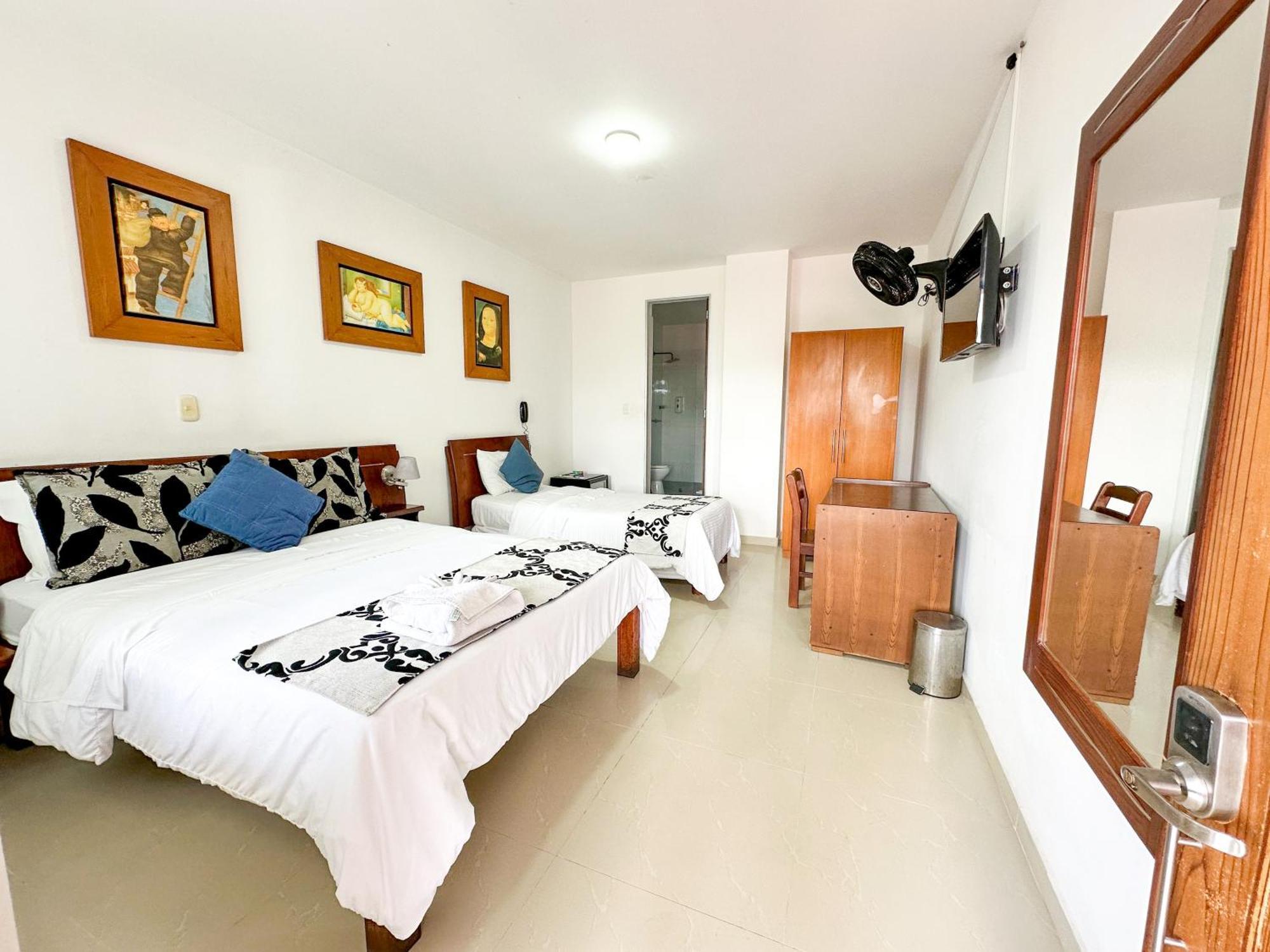 Hotel Catama Inn Fusagasuga Buitenkant foto